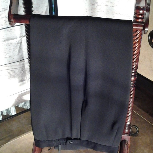 EMILY - BLACK PANT SUIT - Picture 4 of 8